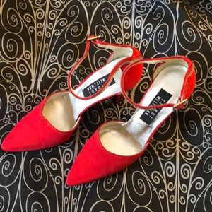 Stuart Weitzman Valentine Red strap pump 7W